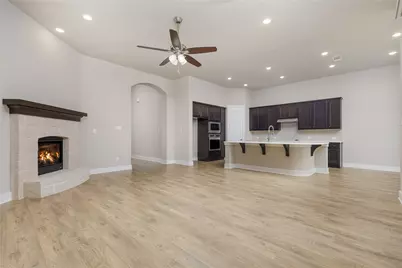 1829 Leo Drive, Van Alstyne, TX 75495 - Photo 6