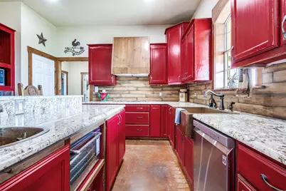 5855 Western Star Drive, Justin, TX 76247 - Photo 14