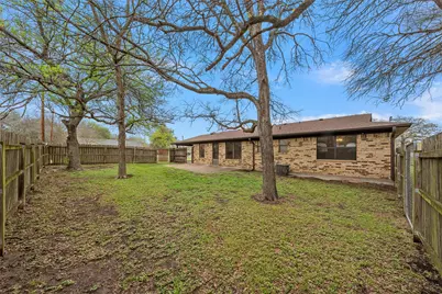 503 S Sturgis, Robinson, TX 76706 - Photo 24