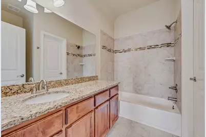 207 S Kealy Avenue, Lewisville, TX 75057 - Photo 24