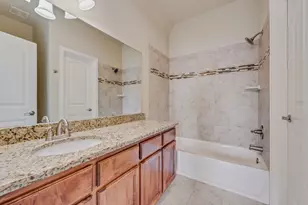 207 S Kealy Ave, Lewisville, TX 75057 - Photo 24