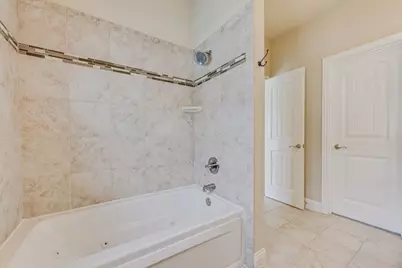 207 S Kealy Avenue, Lewisville, TX 75057 - Photo 22