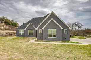 3008 Louie Ln, Springtown, TX 76082 - Photo 40