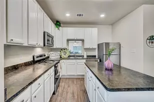 1716 Galveston Ave, Fort Worth, TX 76110 - Photo 10