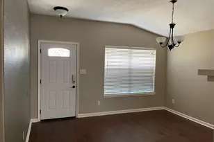 1416 Ross Dr, Lewisville, TX 75067 - Photo 4
