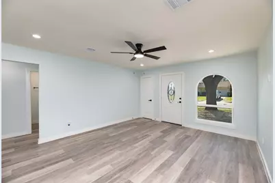 1715 Trade Winds Drive, Dallas, TX 75241 - Photo 6