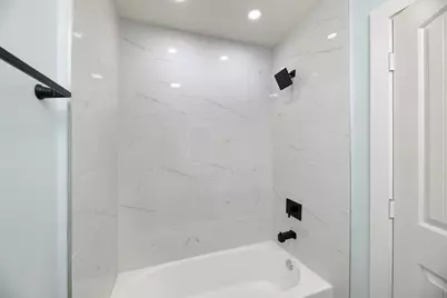 1715 Trade Winds Drive, Dallas, TX 75241 - Photo 24