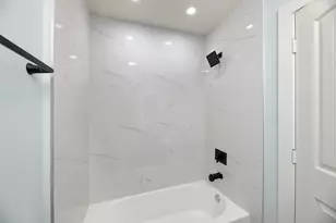 1715 Trade Winds Dr, Dallas, TX 75241 - Photo 24