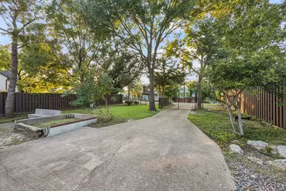 7937 Deer Trail Drive, Dallas, TX 75238 - Photo 38