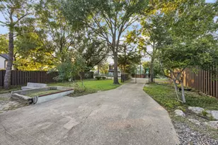 7937 Deer Trail Dr, Dallas, TX 75238 - Photo 38