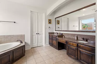 1818 Park Highland Way, Arlington, TX 76012 - Photo 24