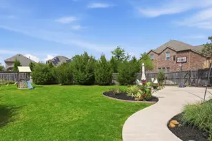 800 River Oak Ave, Euless, TX 76039 - Photo 30