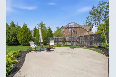 800 River Oak Avenue, Euless, TX 76039 - Photo 32