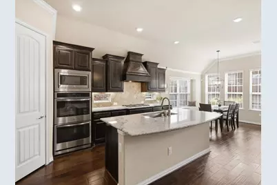 800 River Oak Avenue, Euless, TX 76039 - Photo 4