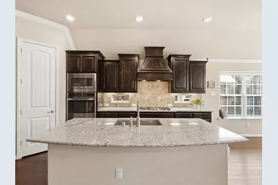 800 River Oak Avenue, Euless, TX 76039 - Photo 6