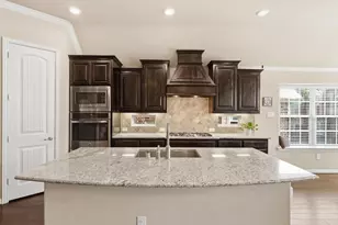 800 River Oak Ave, Euless, TX 76039 - Photo 6