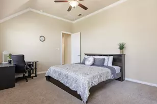 800 River Oak Ave, Euless, TX 76039 - Photo 16