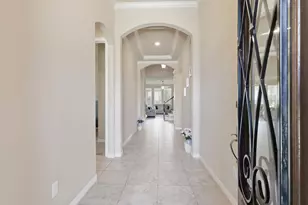 800 River Oak Ave, Euless, TX 76039 - Photo 2