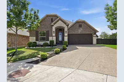 800 River Oak Avenue, Euless, TX 76039 - Photo 1