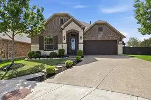 800 River Oak Ave, Euless, TX 76039 - Photo 1