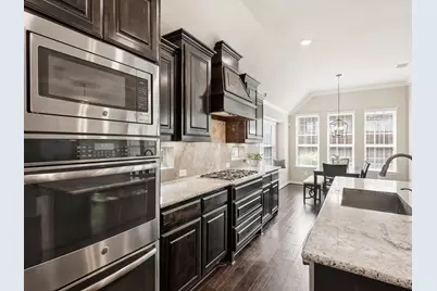 800 River Oak Avenue, Euless, TX 76039 - Photo 8