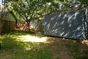 3920 Woodruff Ct, Arlington, TX 76017 - Photo 32