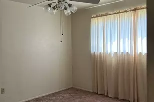 2102 Jeannette Ct, Arlington, TX 76010 - Photo 4