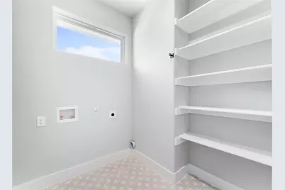 612 1/2 N Robinson Street, Cleburne, TX 76031 - Photo 18