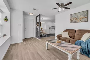 1321 Parkway Ct, Arlington, TX 76010 - Photo 6