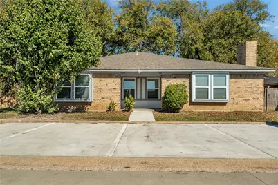 1321 Parkway Court, Arlington, TX 76010 - Photo 1