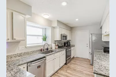 317 Stillmeadow Drive, Garland, TX 75040 - Photo 6