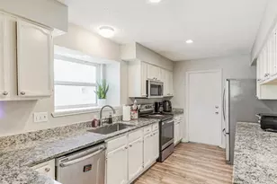 317 Stillmeadow Dr, Garland, TX 75040 - Photo 6