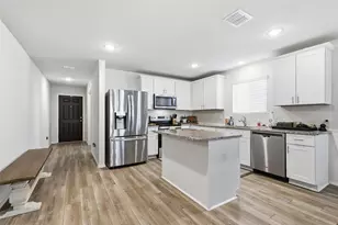 10101 Newtown Dr, Fort Worth, TX 76036 - Photo 4