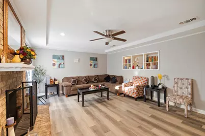 710 Waynelee Drive, Lancaster, TX 75146 - Photo 6