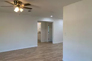 820 W Crawford St, Denison, TX 75020 - Photo 4