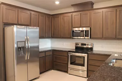 825 Ben Lane, Lewisville, TX 75056 - Photo 6