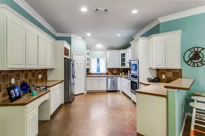 217 Woodbine Drive, Burleson, TX 76028 - Photo 12