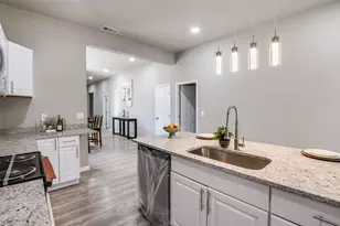 410 S Grand Ave, Gainesville, TX 76240 - Photo 16