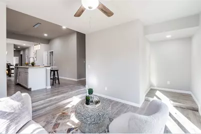 410 S Grand Avenue, Gainesville, TX 76240 - Photo 10