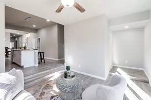 410 S Grand Ave, Gainesville, TX 76240 - Photo 10