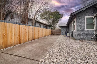 3005 College Avenue #C, Fort Worth, TX 76110 - Photo 2