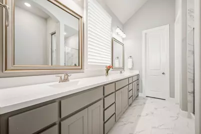 1605 Moss Trail Court, Argyle, TX 76226 - Photo 4