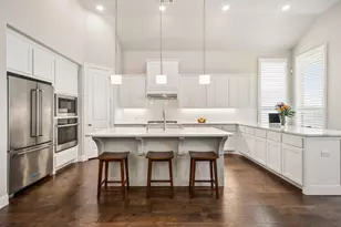 1605 Moss Trail Ct, Argyle, TX 76226 - Photo 2