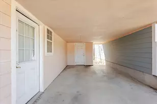 517 NE 1st St, Mineral Wells, TX 76067 - Photo 22