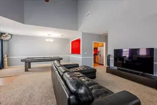517 NE 1st St, Mineral Wells, TX 76067 - Photo 6