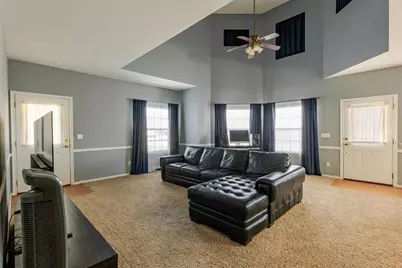 517 NE 1st Street, Mineral Wells, TX 76067 - Photo 4