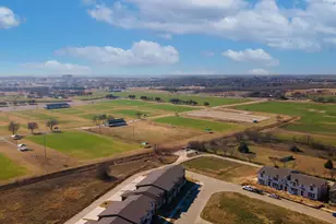 3201 Solana Cir, Denton, TX 76207 - Photo 6