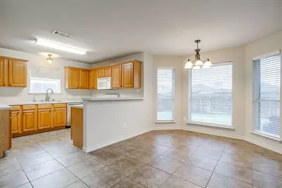 1013 Aaron Drive, Burleson, TX 76028 - Photo 14