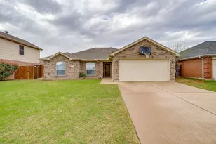 1013 Aaron Dr, Burleson, TX 76028 - Photo 1