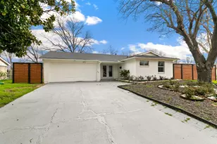 602 Lawson Dr, Garland, TX 75042 - Photo 4